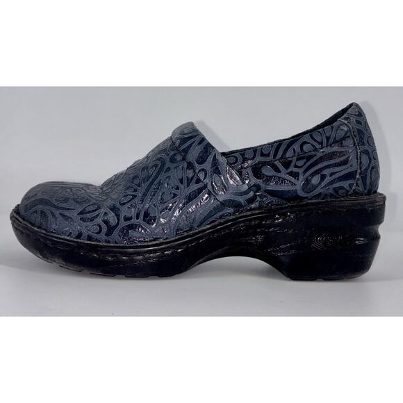 BOC Born Concept Women's Peggy Shoes Navy 8.5 Embossed Paisley Slip-On Clogs EUC - Picture 7 of 13